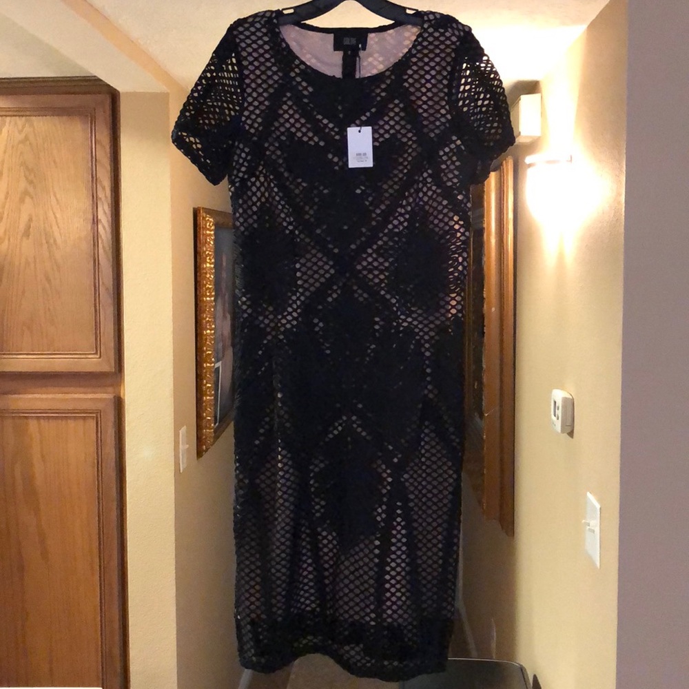 Brand new appliqué dress. Final $25.00